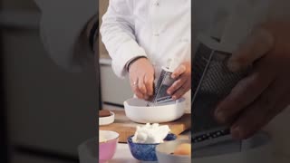 Лайфхак от Шефа. Как натереть шоколад?