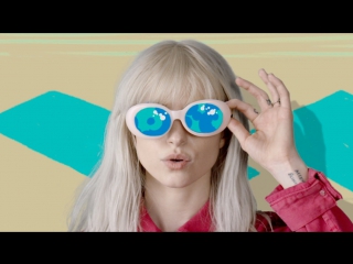 Премьера! Paramore - Hard Times (19.04.2017)