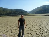 Міша Орос фотография #8 (источник - https://vk.com/id66307677)