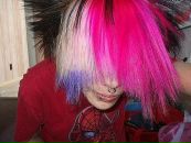 Тёма Эмо_бойчегг фотография #17 (источник - https://vk.com/id98271652)