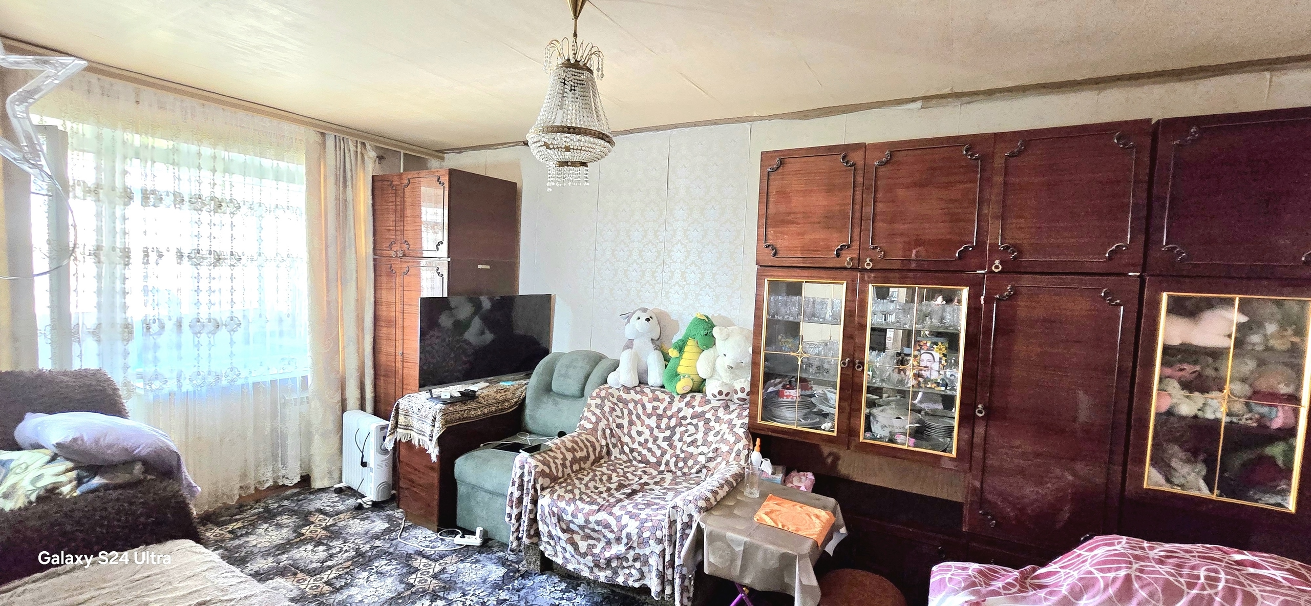 Продам 2х комн квартиру 26-й квартал 4/5эт, 43кв.м, под ремонт, окна м/пластик, с/у раздельный, комнаты изолированные. Балкон застеклён старой рамой. к сделки Хорошее место расположения рядом школа, садик остановка, магазины. +79591419787, +79034105495 (Telegram) ...